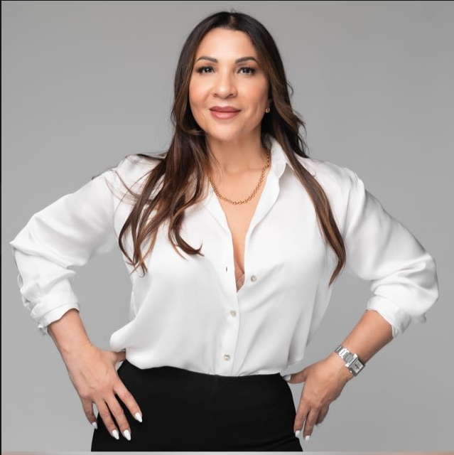 Herla Parra, fundadora de AXCENTIS LLC